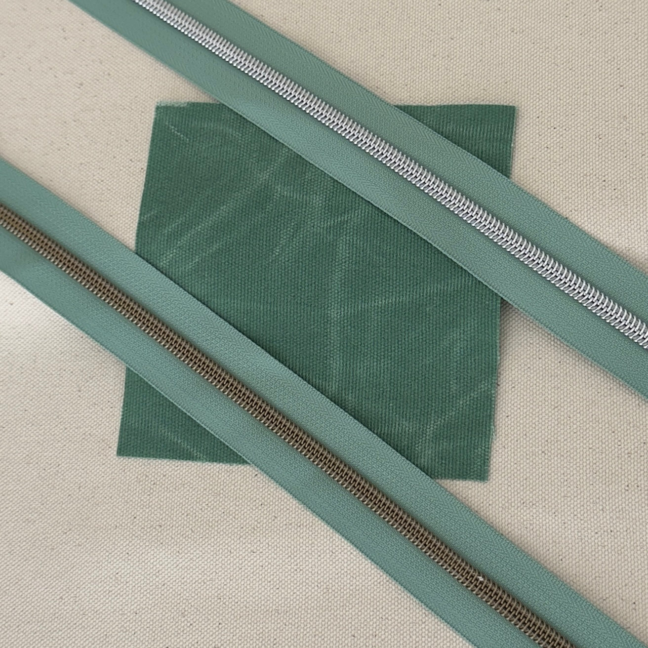 Evergreen Fog - #5 Zipper Tape