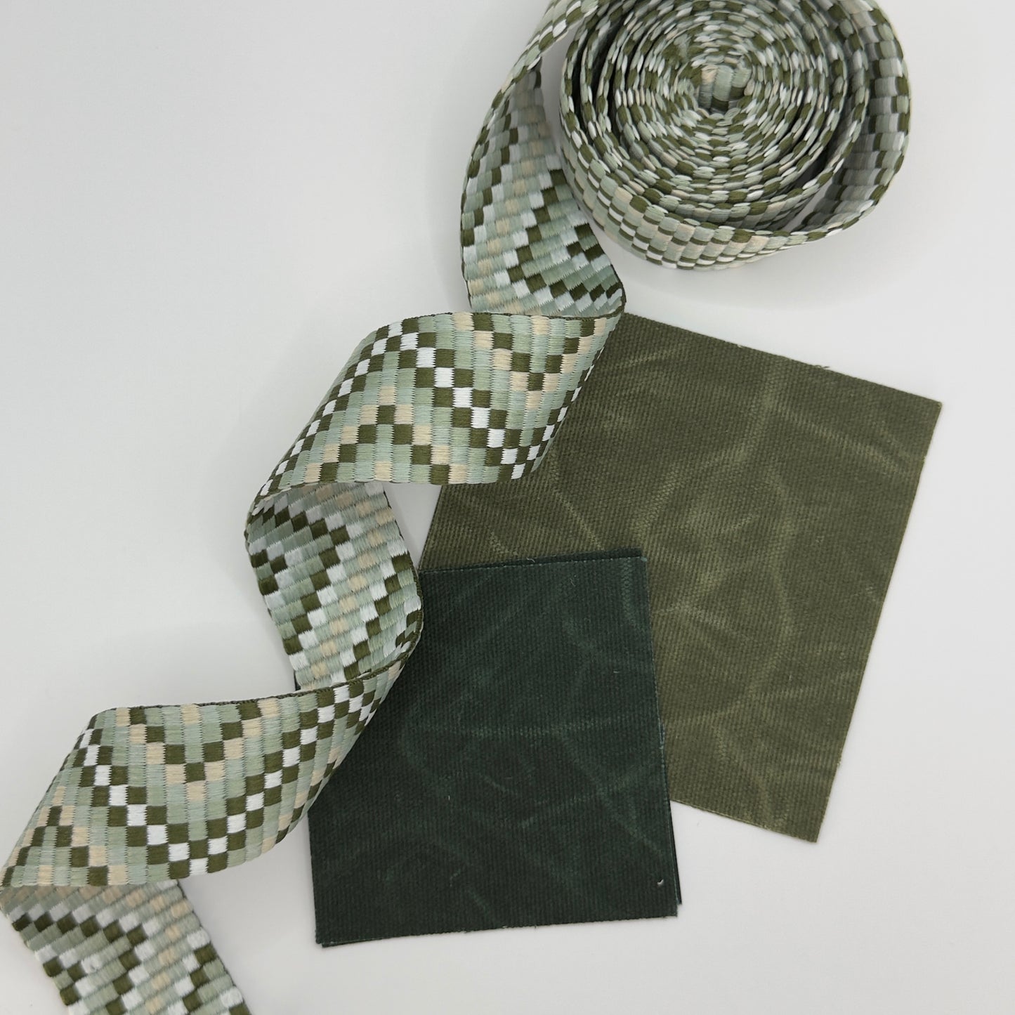 Right Direction Webbing - Leafy