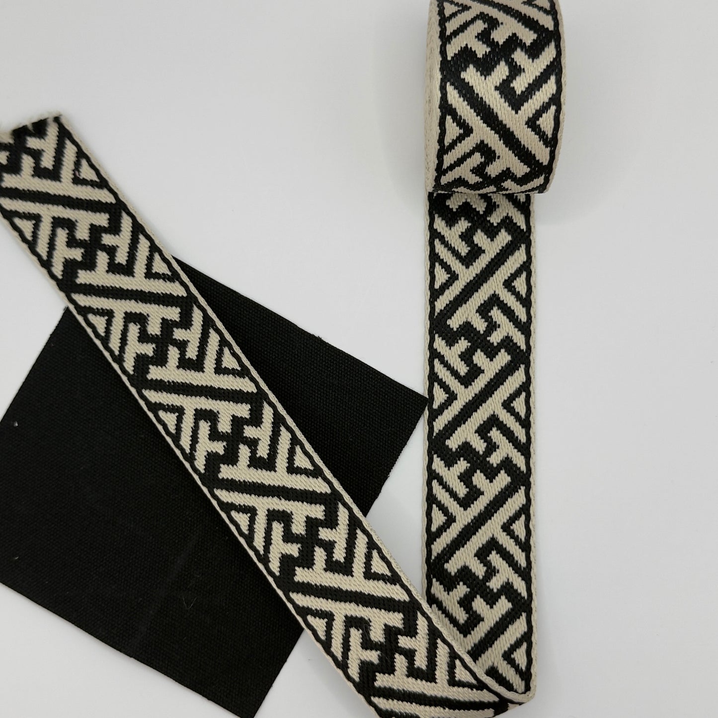 Maze Webbing - Black