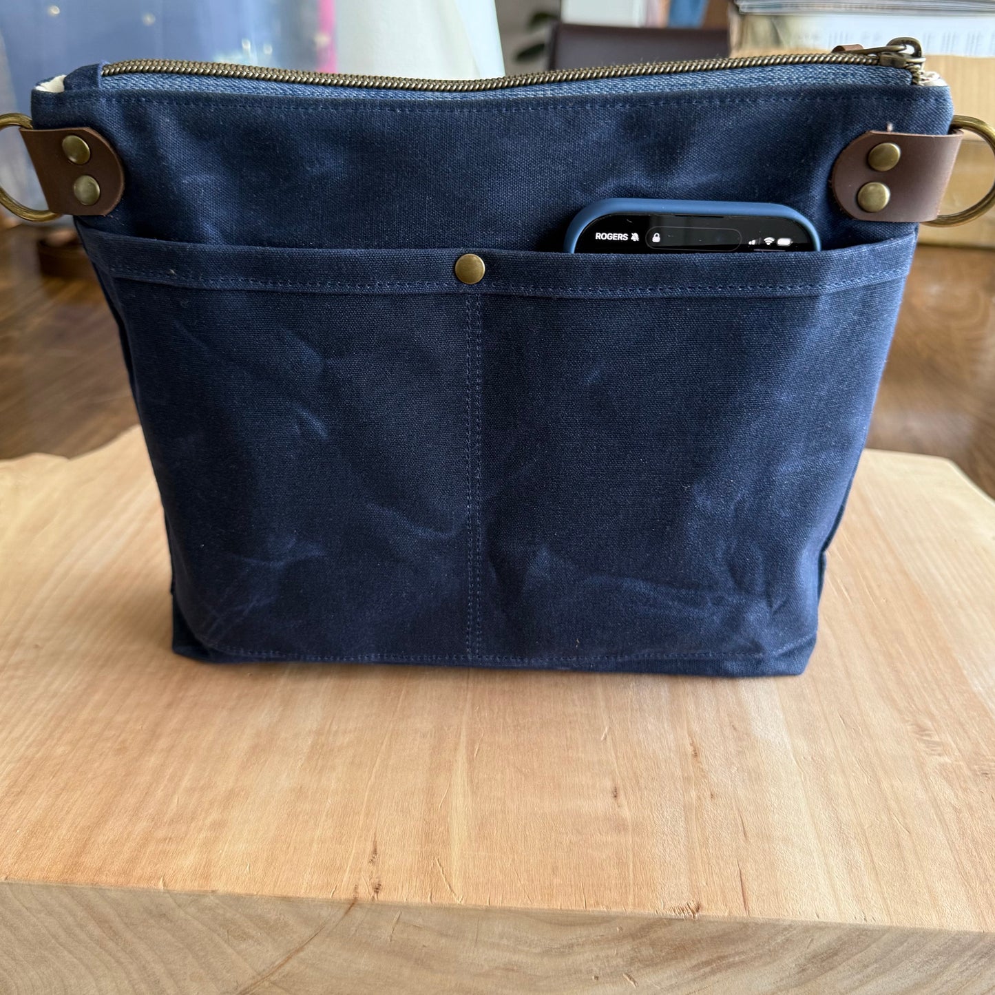 Cambridge Crossbody Bag - Navy