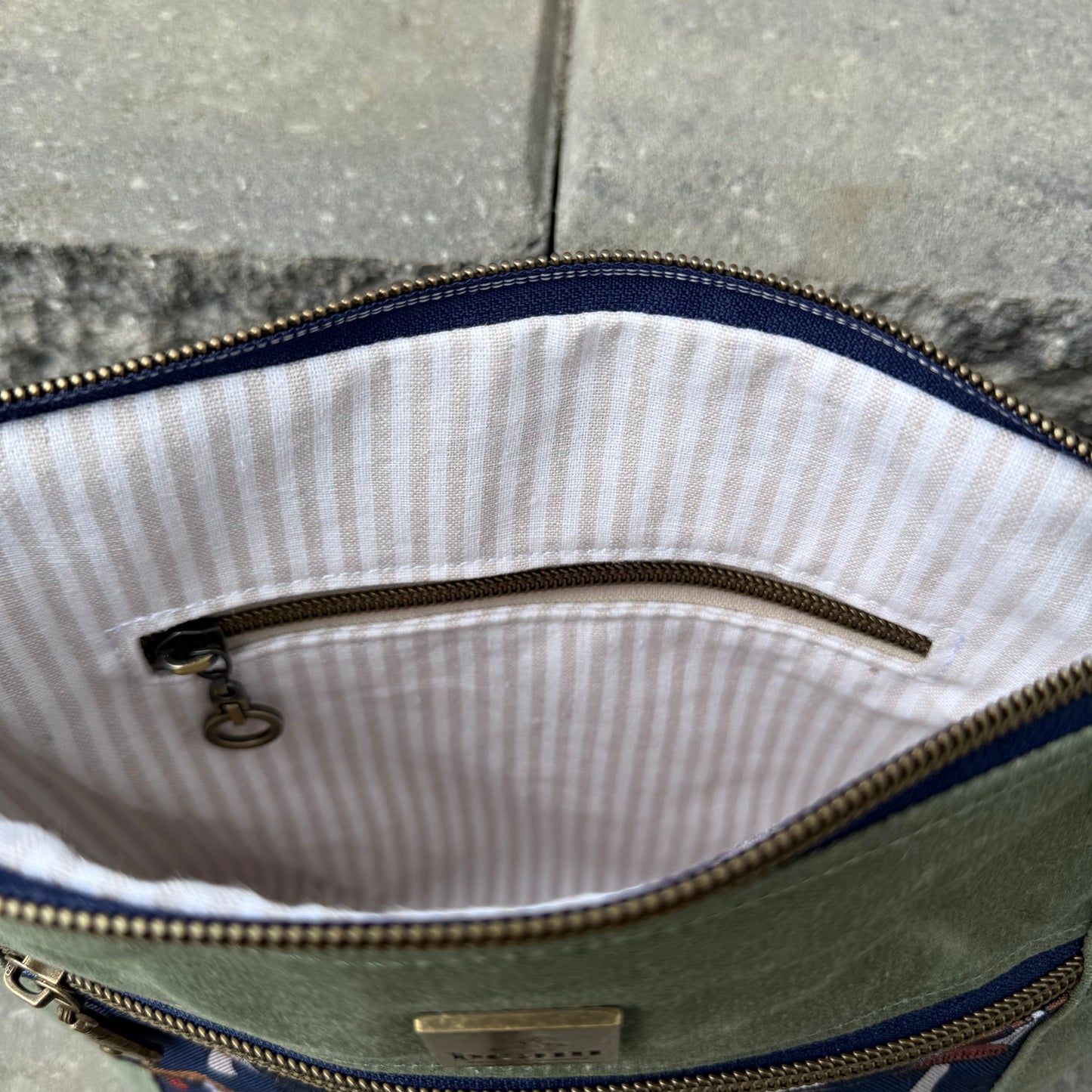 Cambridge Crossbody Bag - Mushroom