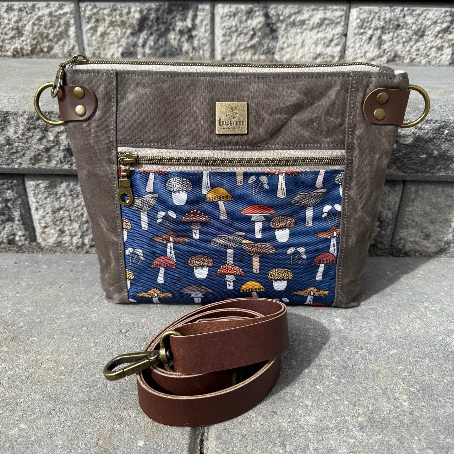 Cambridge Crossbody Bag - Mushroom