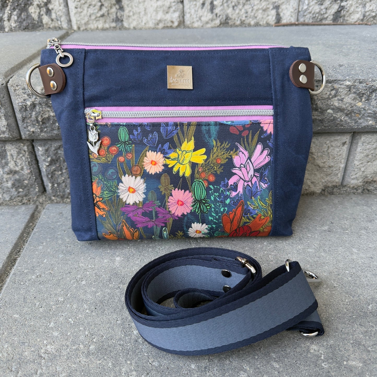 Cambridge Crossbody Bag - Navy Floral