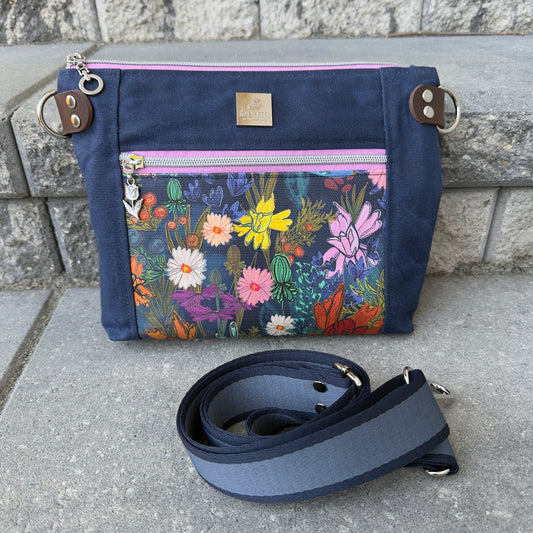 Cambridge Crossbody Bag - Navy Floral
