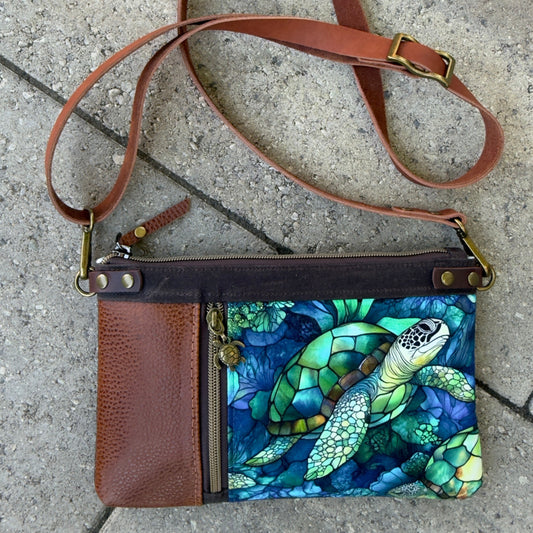 Zippy Crossbody Bag - Turtles