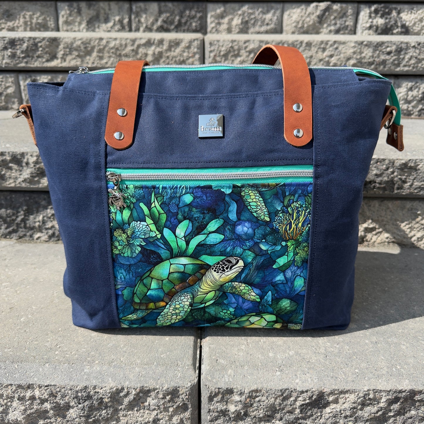 Tote - Turtles in the Sea