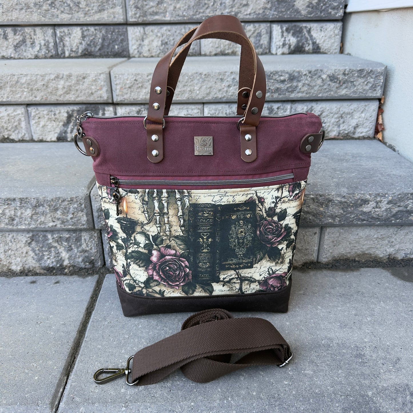 Aberdeen Tote - Gothic Romance