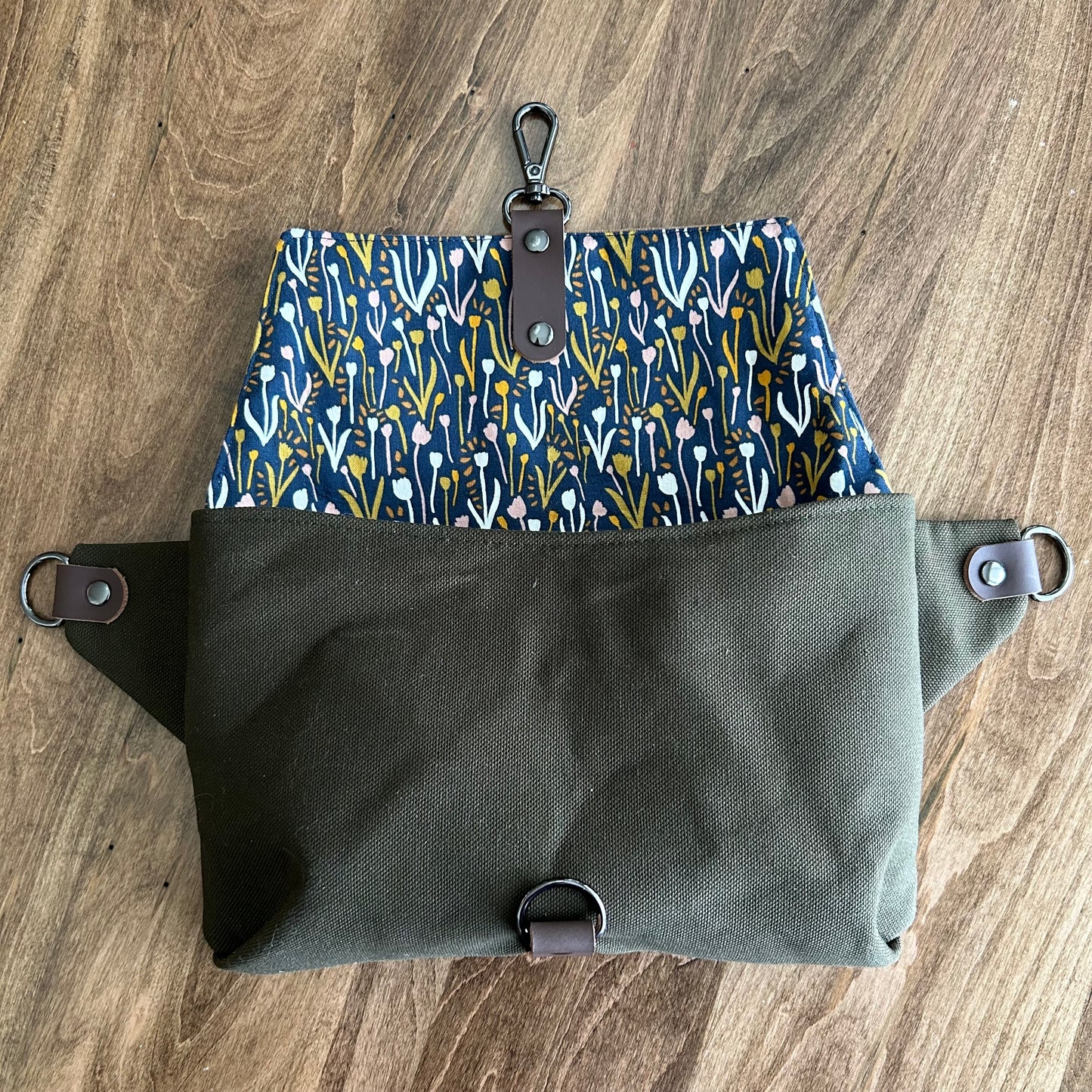 Haralson Crossbody Bag - Olive