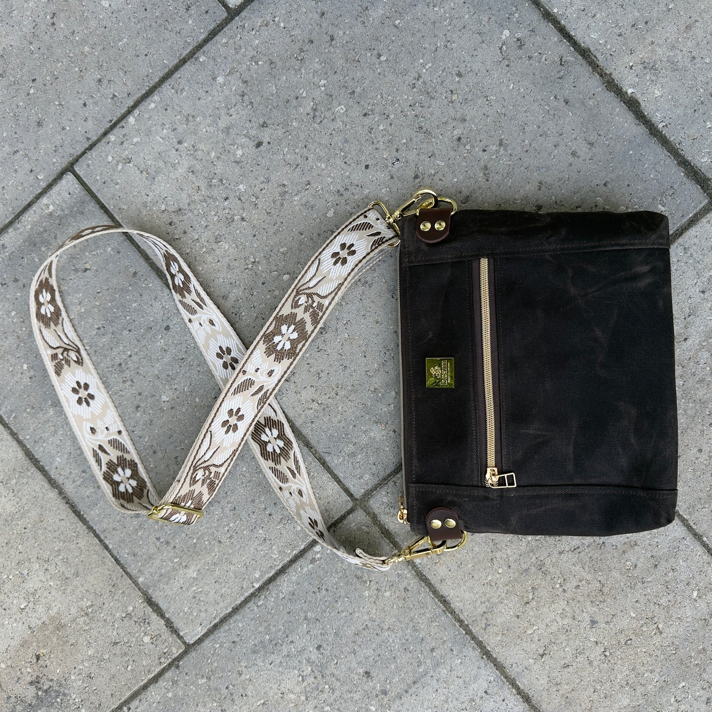 Cambridge Crossbody Bag - Walnut Brown