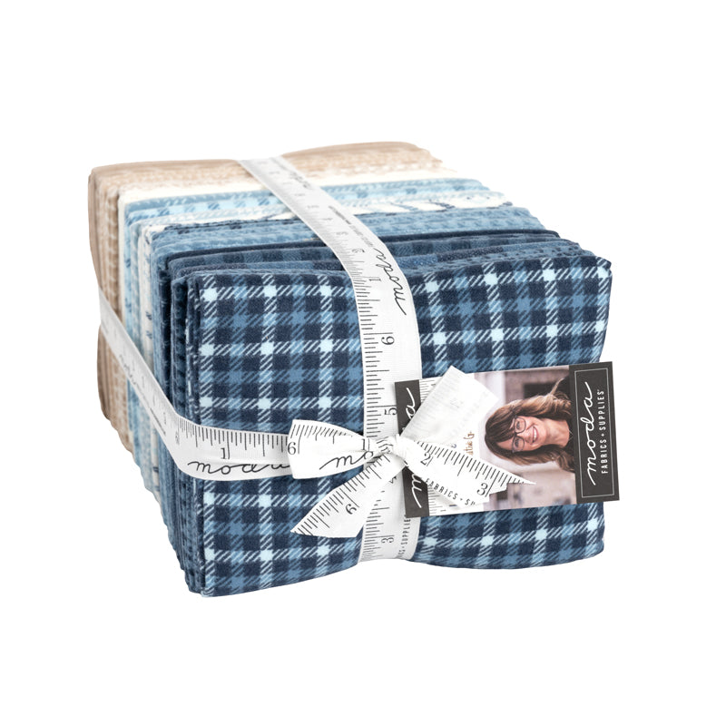 Lakeside Gatherings Flannel - Fat Quarter Bundle