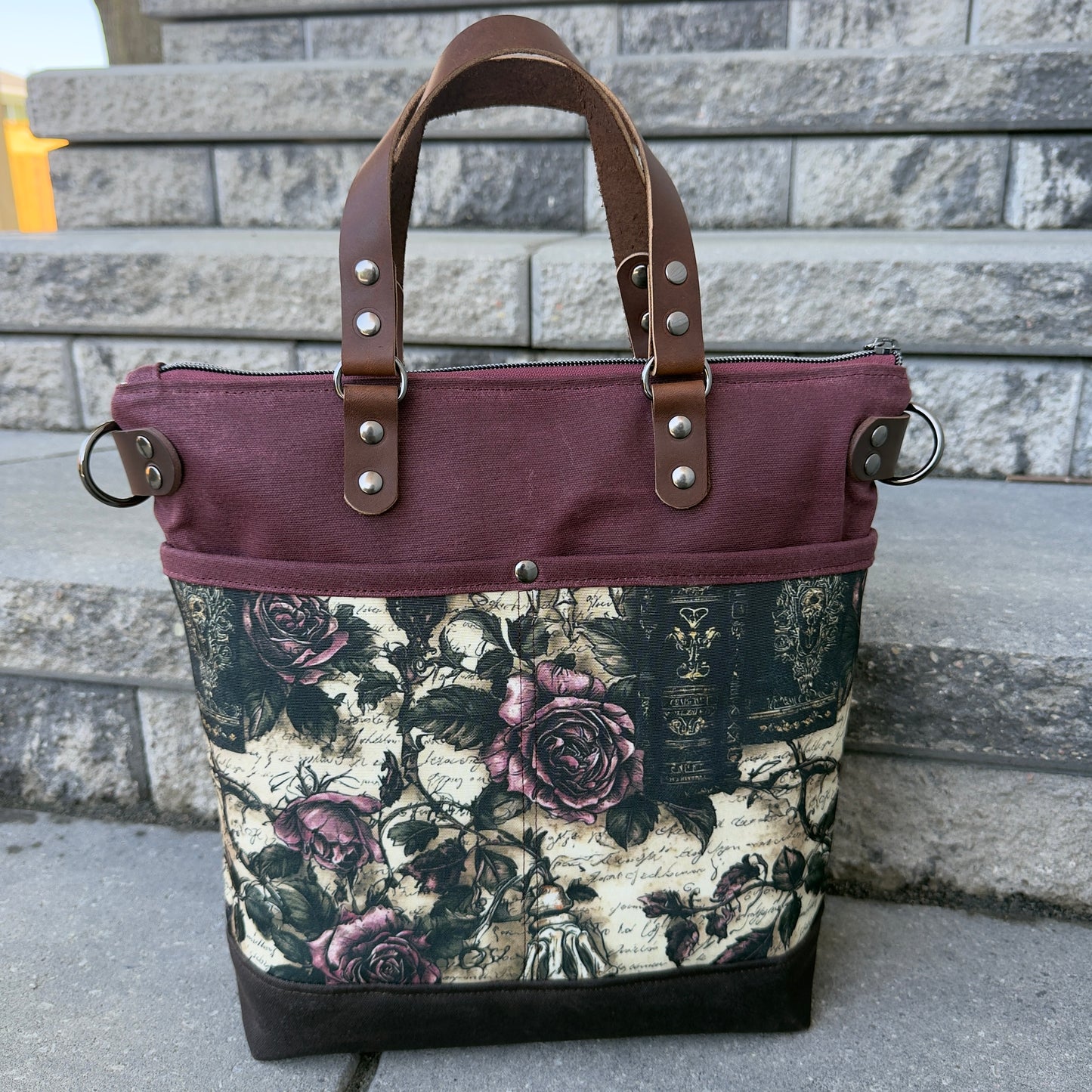Aberdeen Tote - Gothic Romance