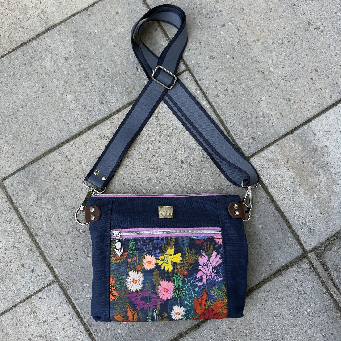 Cambridge Crossbody Bag - Navy Floral