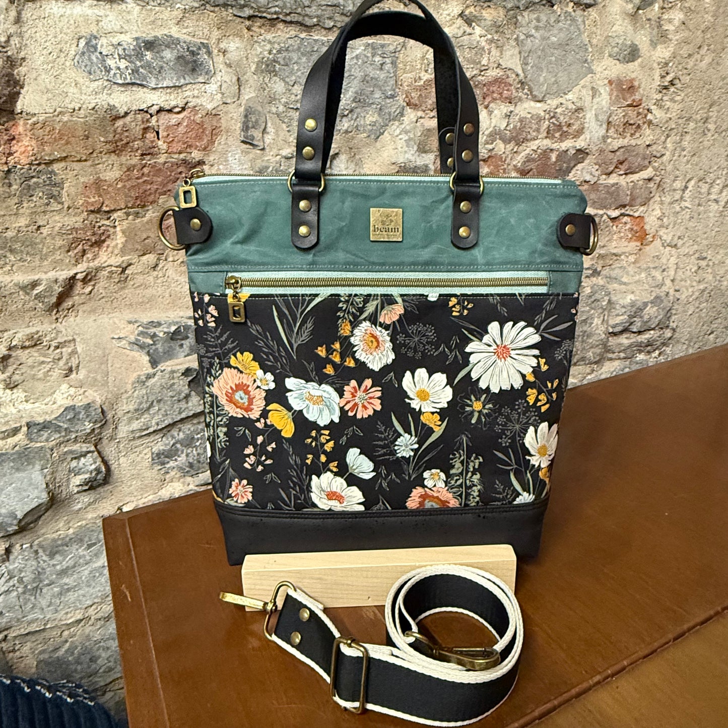 Aberdeen Tote - Wildflowers