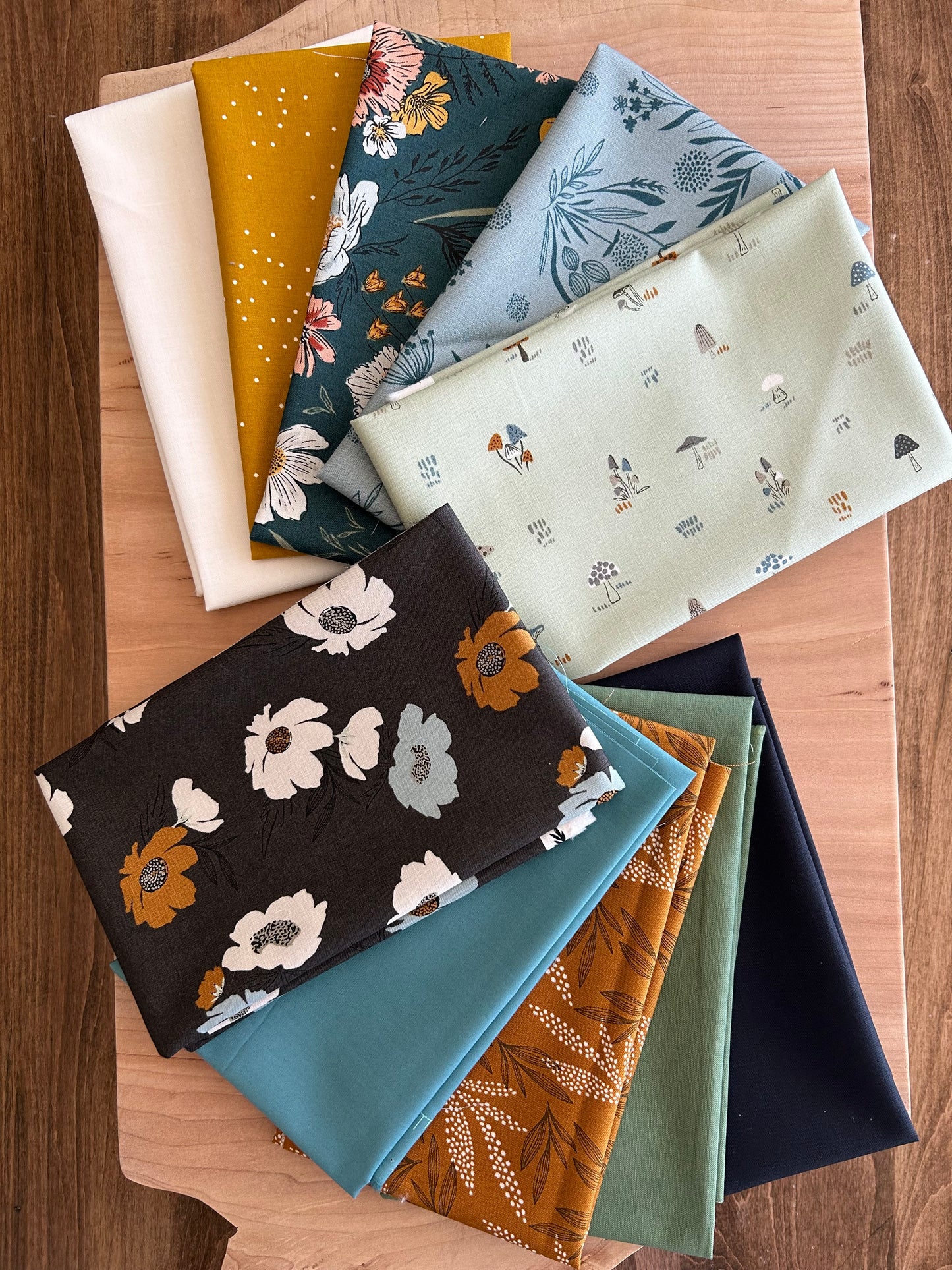 Fat Quarter Bundle - Woodland & Wildflowers Curated Bundle