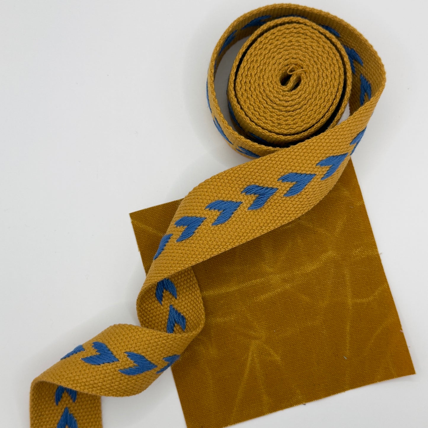 Arrow Webbing - Mustard