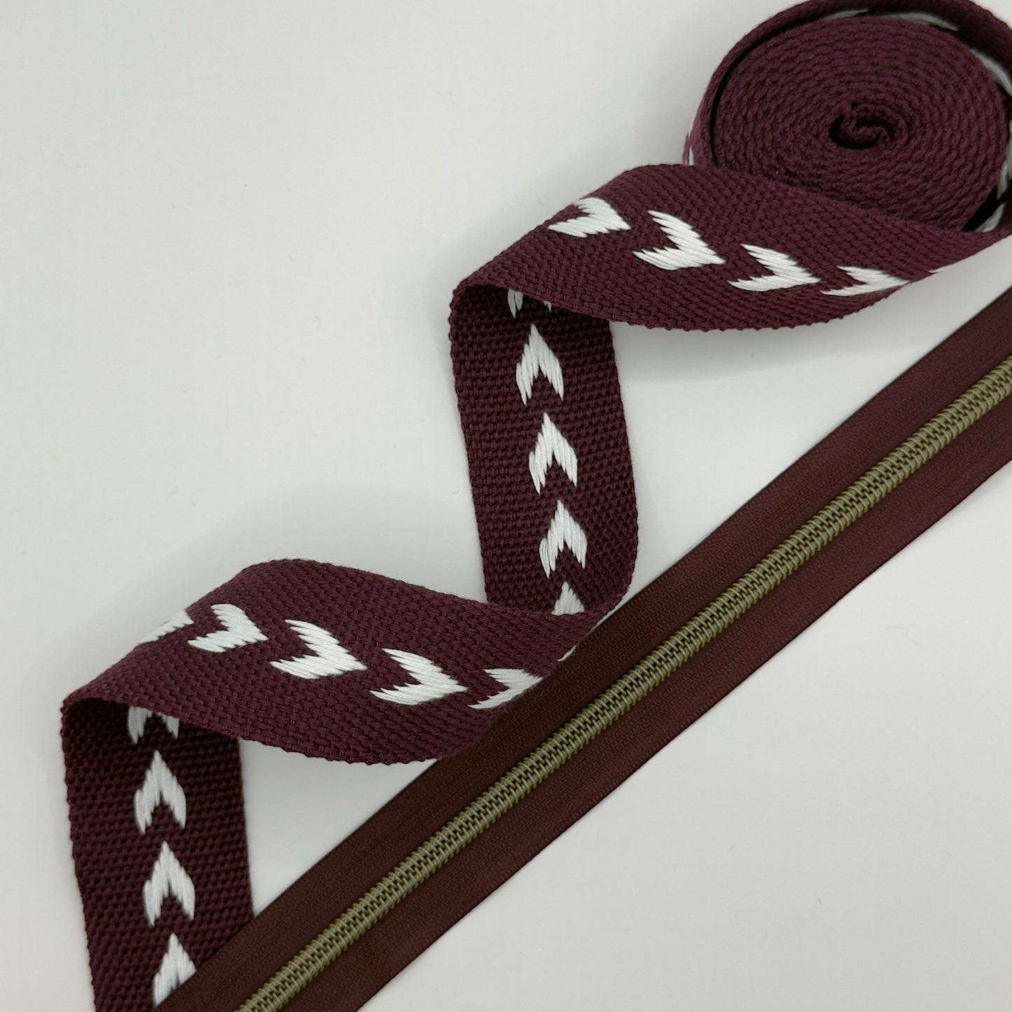 Arrow Webbing - Merlot