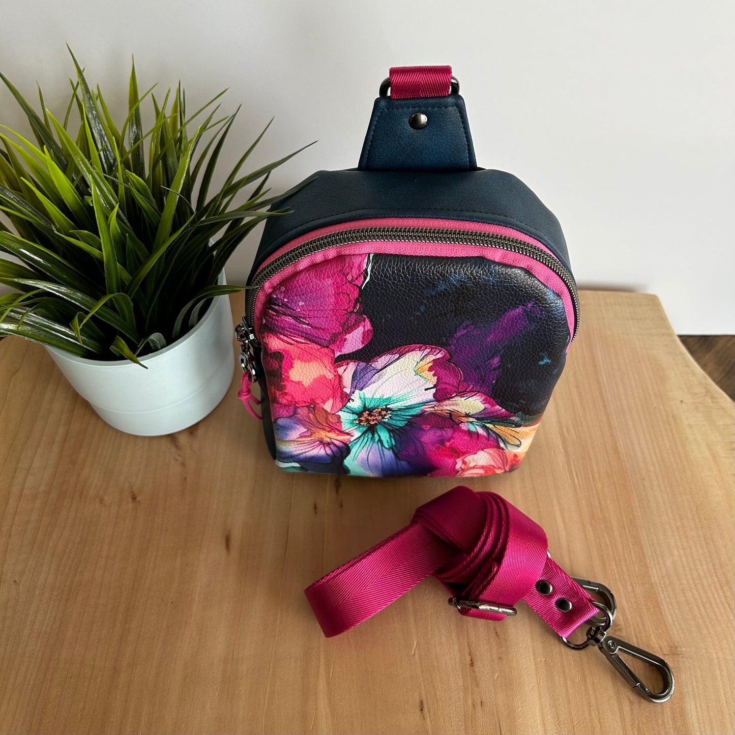 Mav Crossbody Bag - Painted Floral