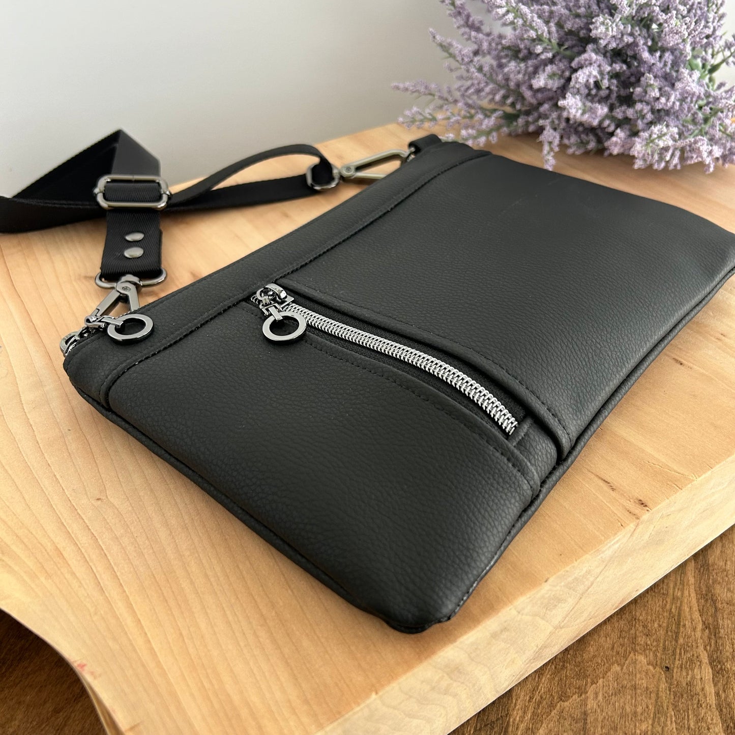 Zippy Crossbody Bag - Midnight