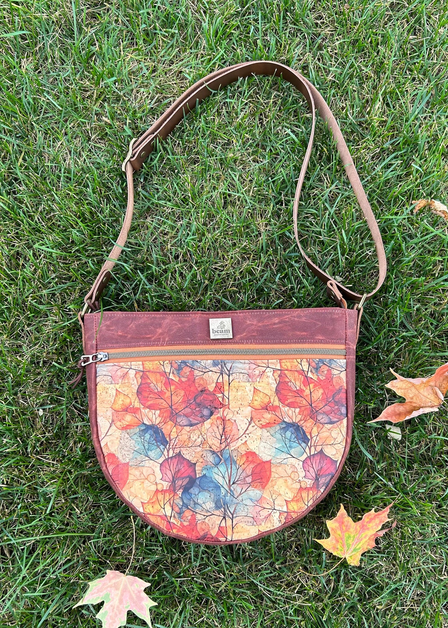 Kingston Crossbody Bag - Fall Leaves