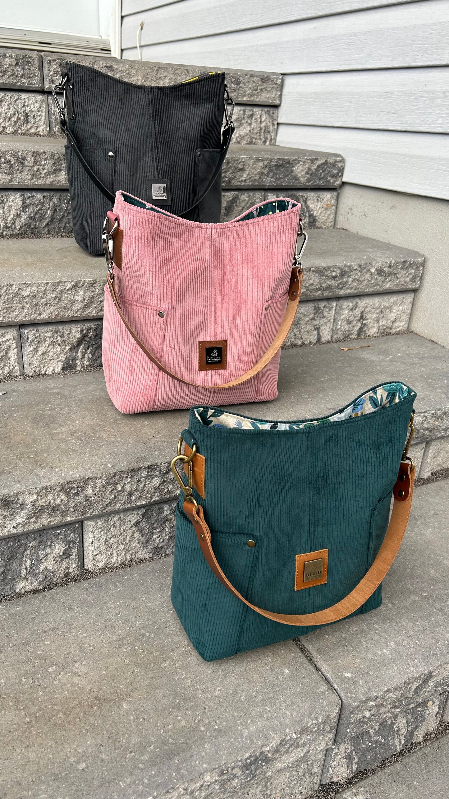 Compass Shoulder Bag - Pretty in Pink