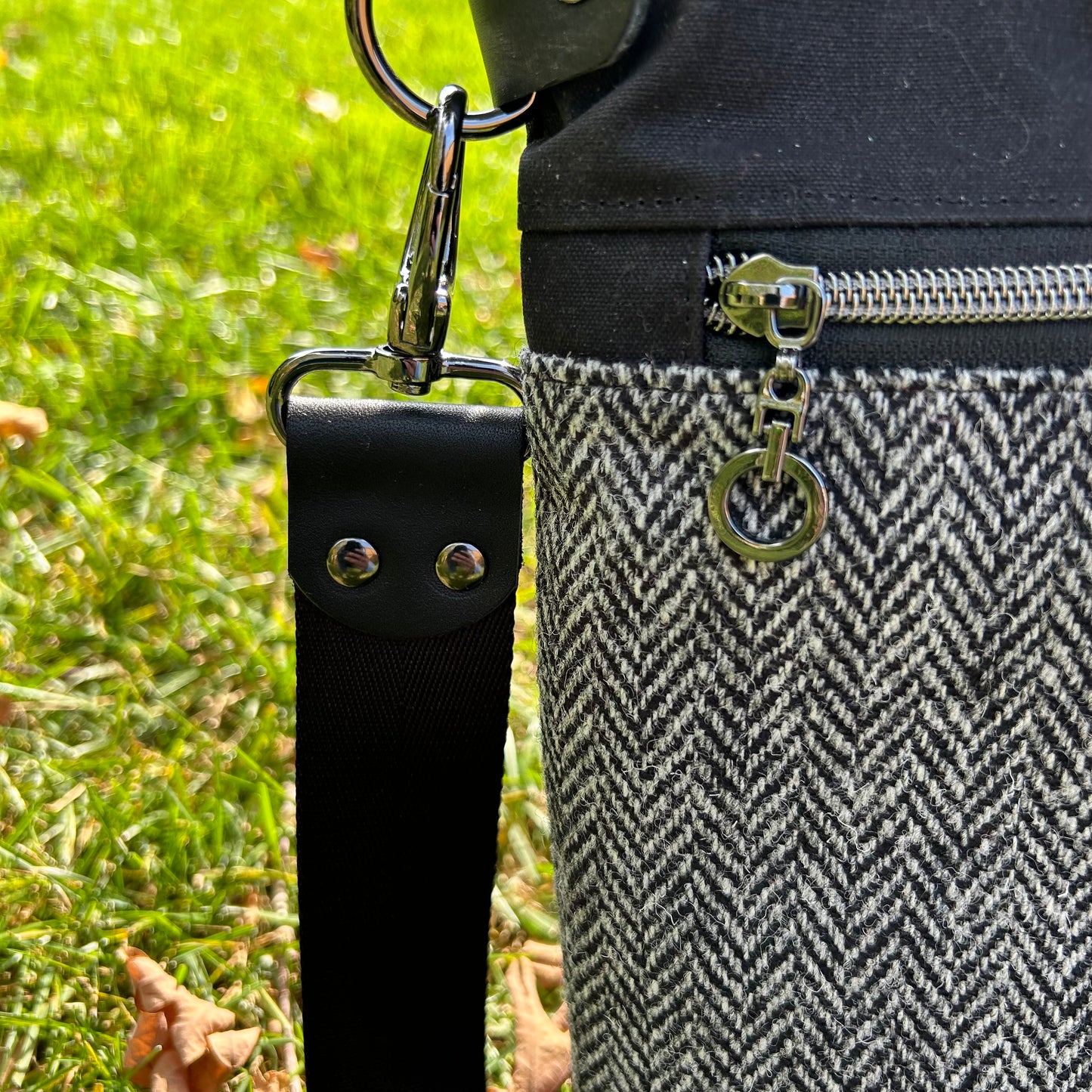 Aberdeen Tote - Black Herringbone