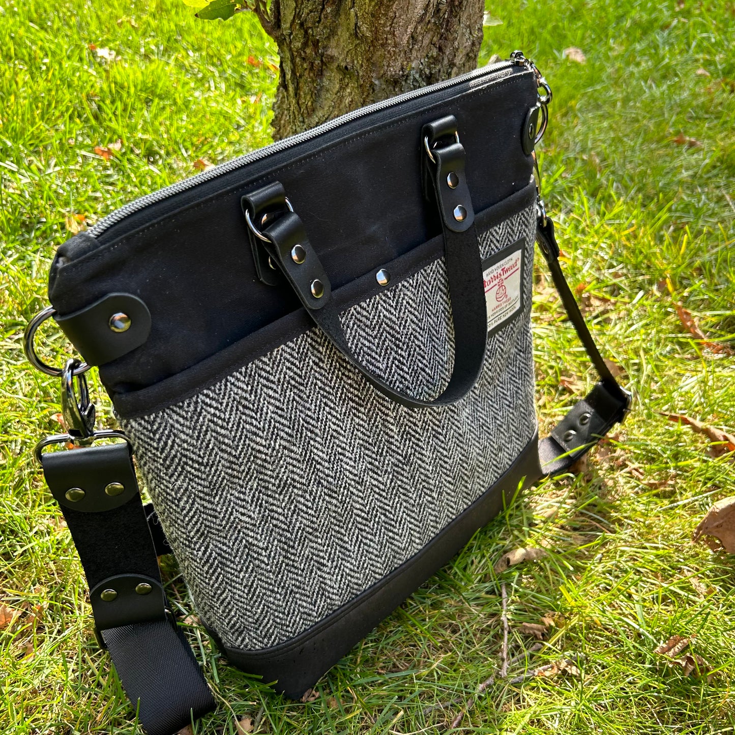 Aberdeen Tote - Black Herringbone