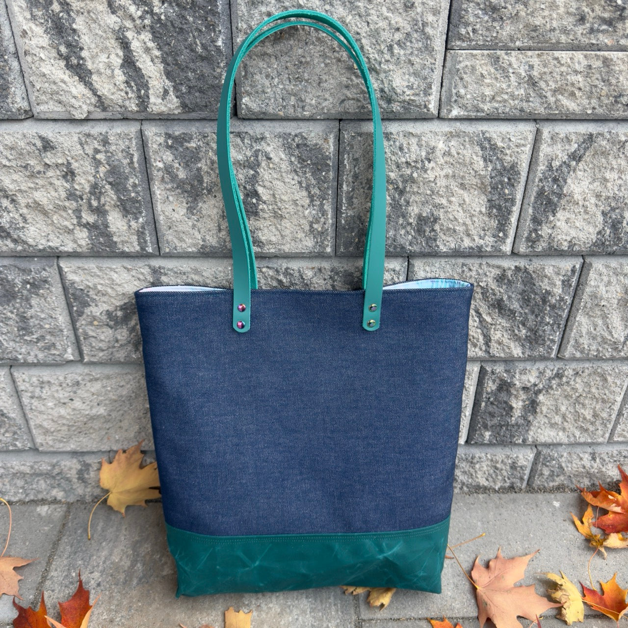 Wool + Wax Tote - Blue Jean Jelly Fish