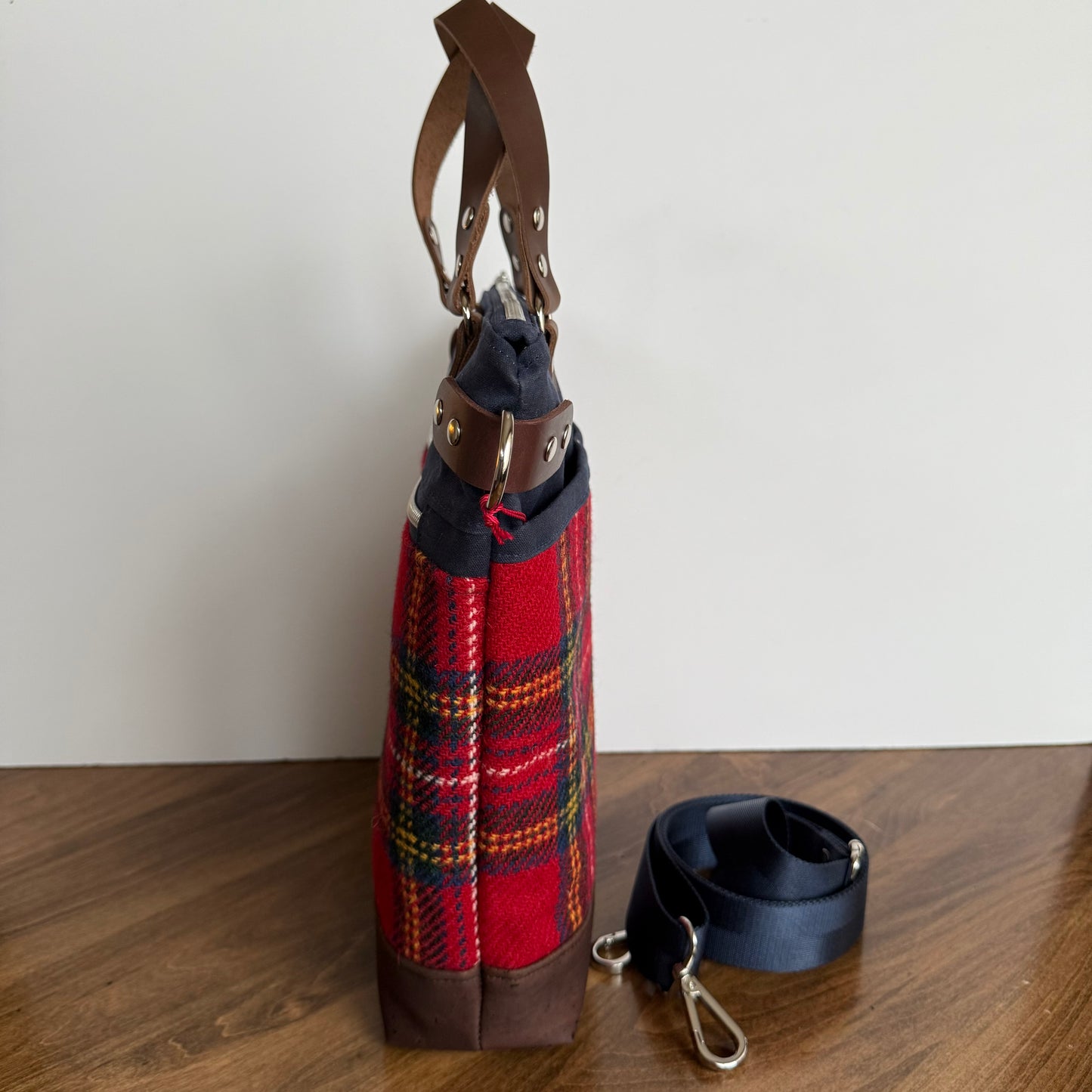 Aberdeen Tote - Red Tartan