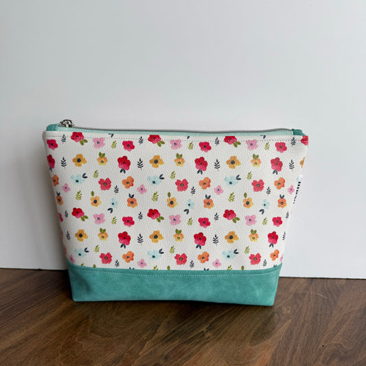 Essentials Bag - Cutesy Floral