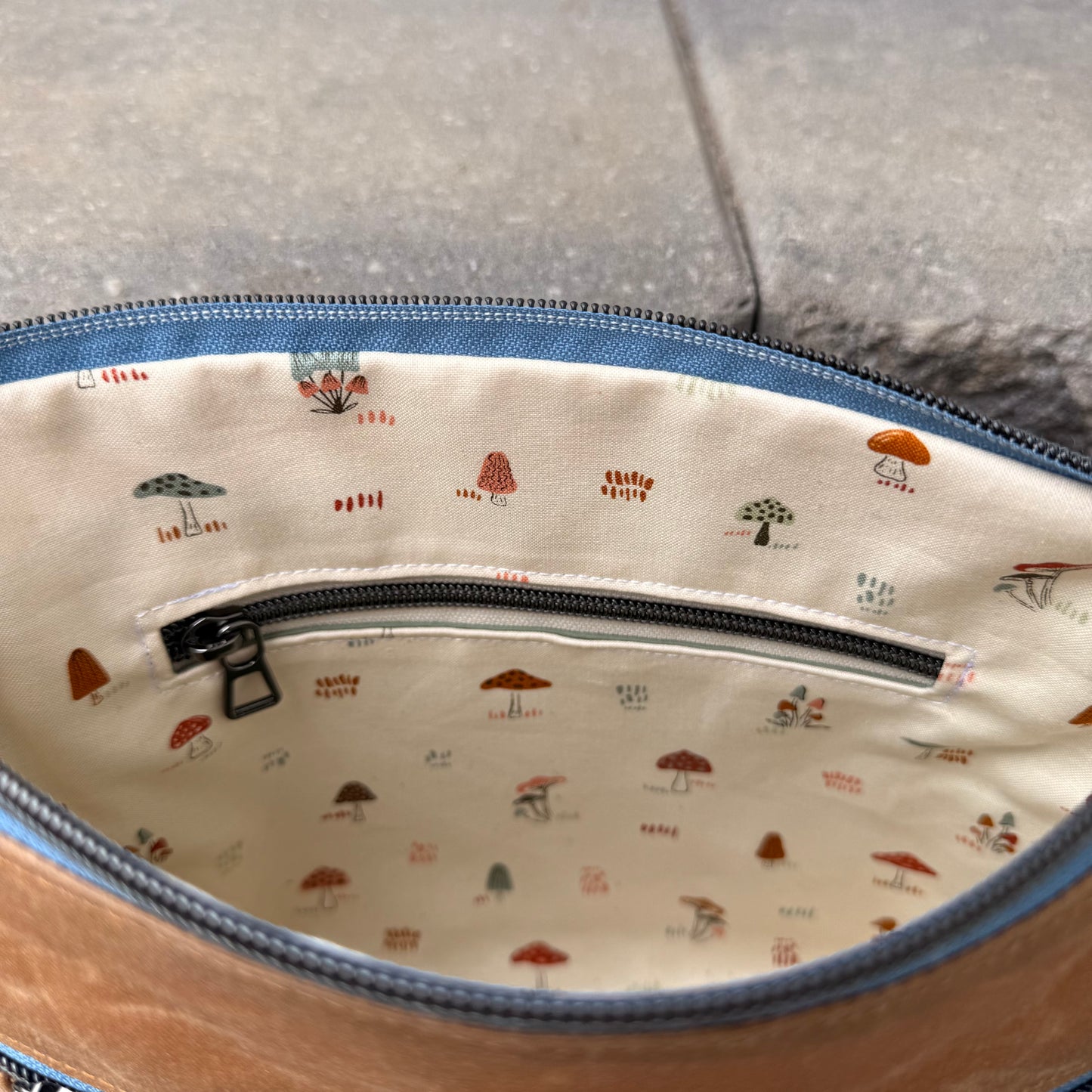 Cambridge Crossbody Bag - Field Tan