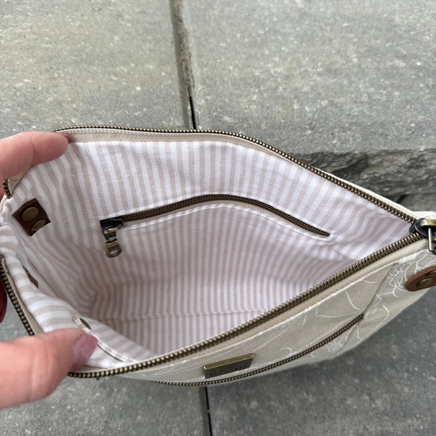Cambridge Crossbody Bag - Cream Floral