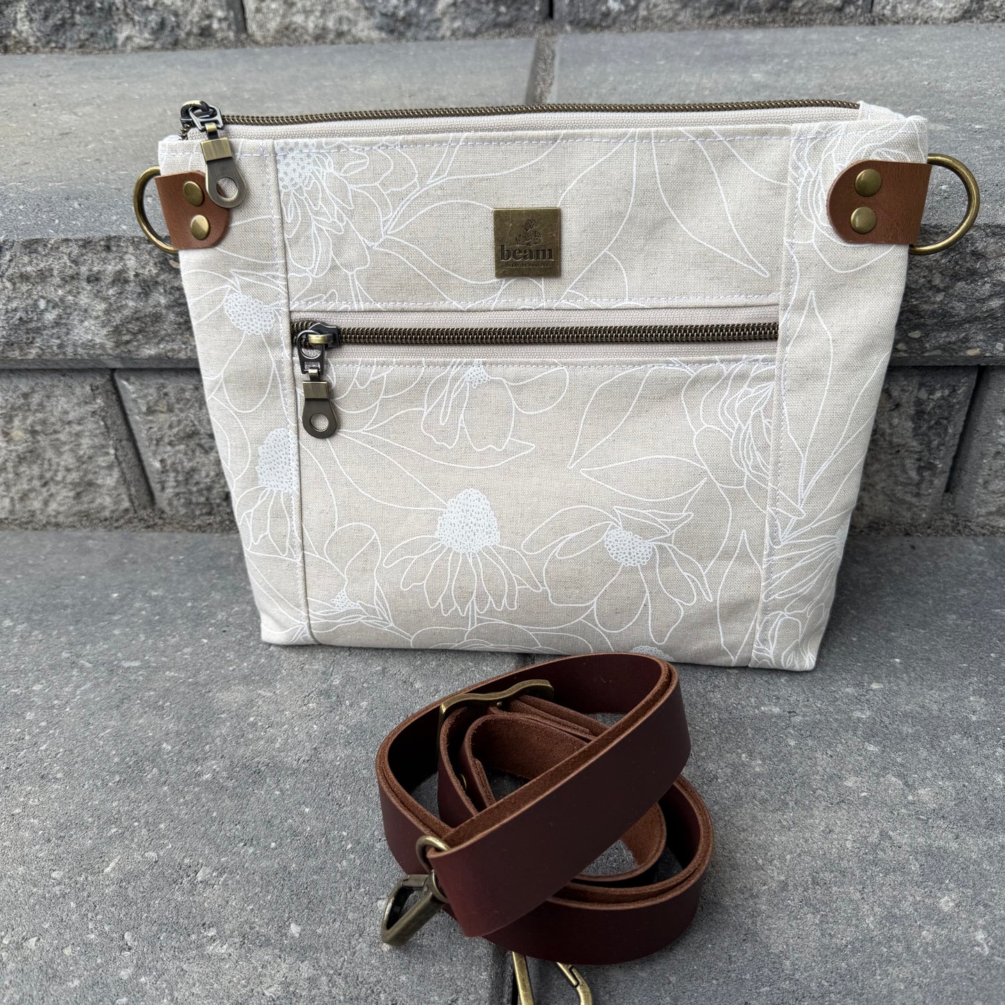 Cambridge Crossbody Bag - Cream Floral