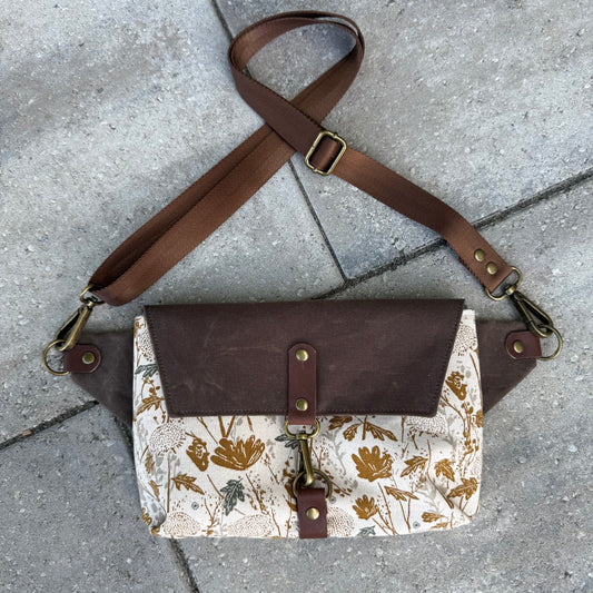 Haralson Crossbody Bag - Field of Flowers